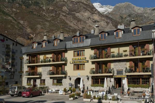 Hotel Llibrada Benasque Extérieur photo